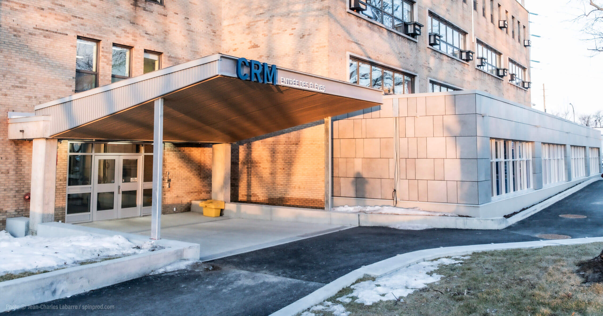 Entree-Eleves-SPI03632