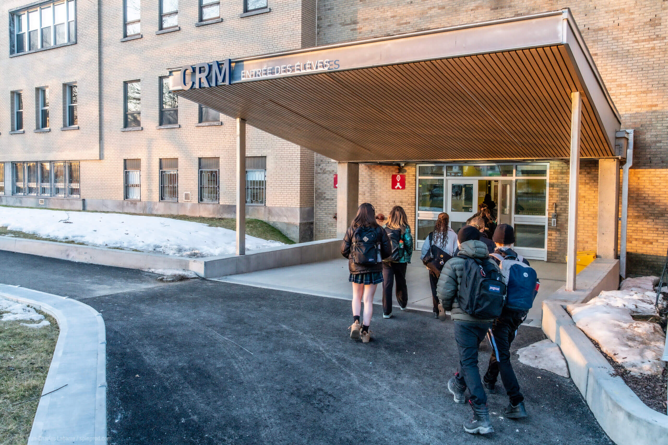 Entree-Eleves-SPI03717