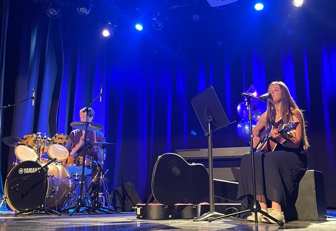 BF5DC37A-8A04-40FF-A1CF-A5D7402E33B7